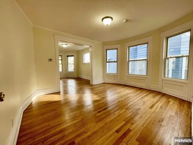 $2,250 | 154-156 Claremont Avenue, Unit 1, Montclair, NJ 07042