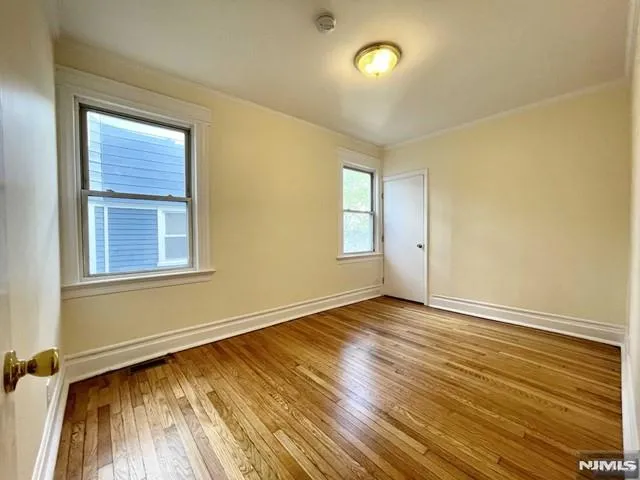 $2,250 | 154-156 Claremont Avenue, Unit 1, Montclair, NJ 07042