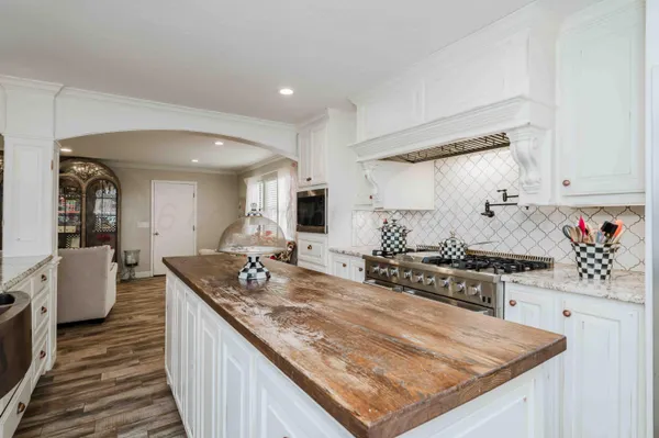 $495,000 | 7406 Sleepy Hollow Boulevard, Amarillo, TX 79121