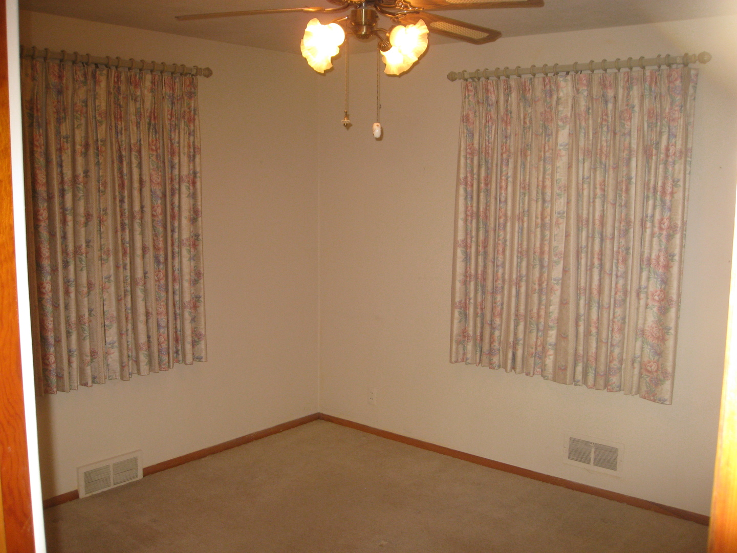 517 North Reed Street Joliet, IL 60435 - Photo 11 of 17