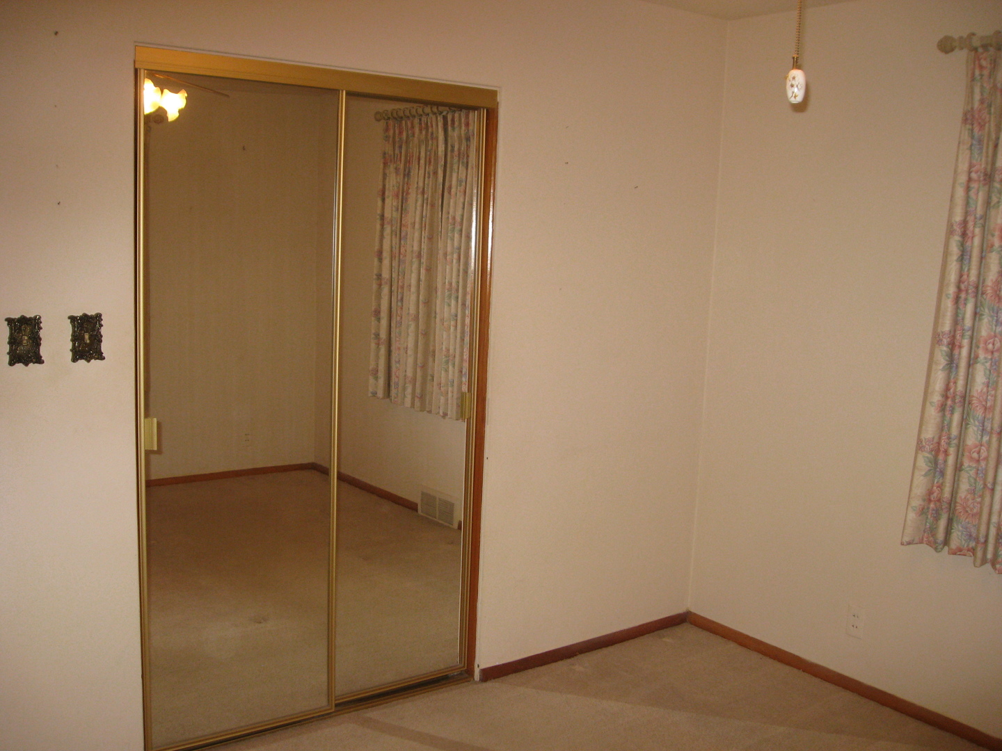 517 North Reed Street Joliet, IL 60435 - Photo 12 of 17