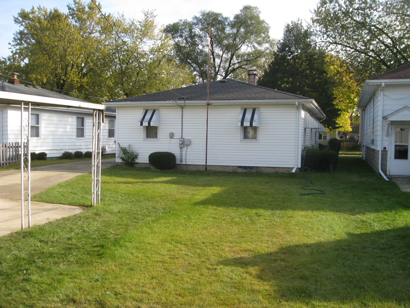 517 North Reed Street Joliet, IL 60435 - Photo 3 of 17
