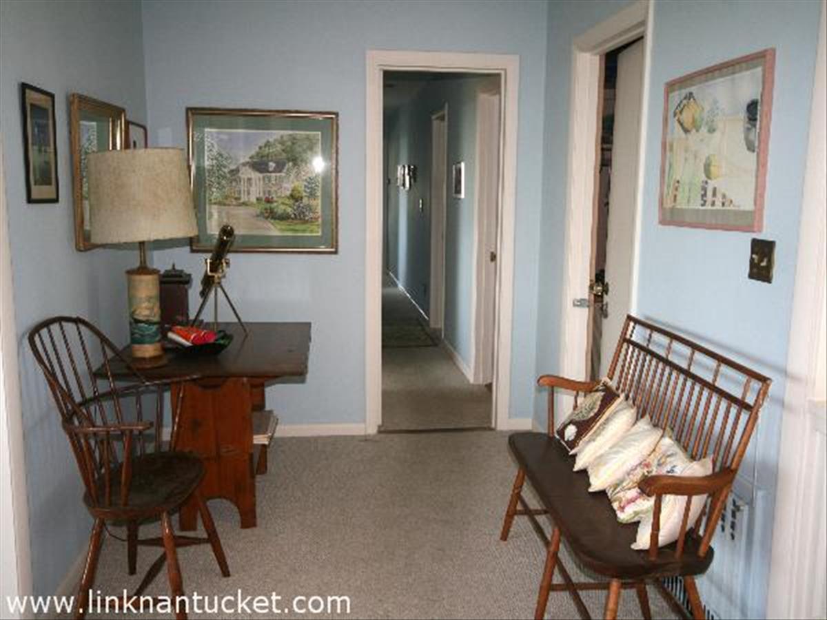 28 Gardner Road Nantucket, MA 02554 - Photo 7 of 13 Gallery Image 7