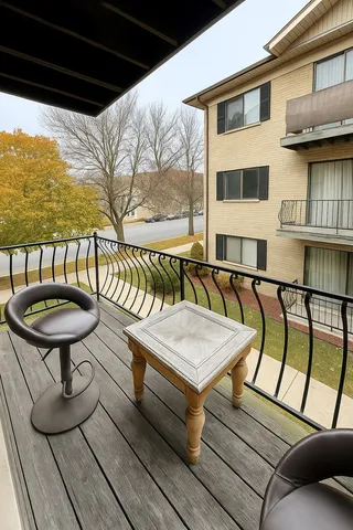 $215,000 | 2139 North Harlem Avenue, Unit 224, Chicago, IL 60707