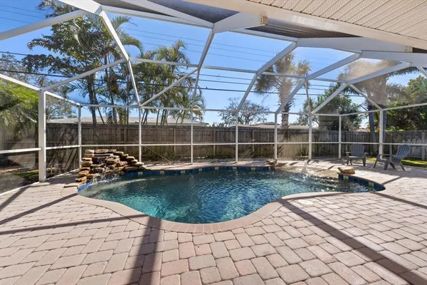 $825,000 | 127 Oakwood Drive, Largo, FL 33770