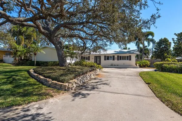 $825,000 | 127 Oakwood Drive, Largo, FL 33770