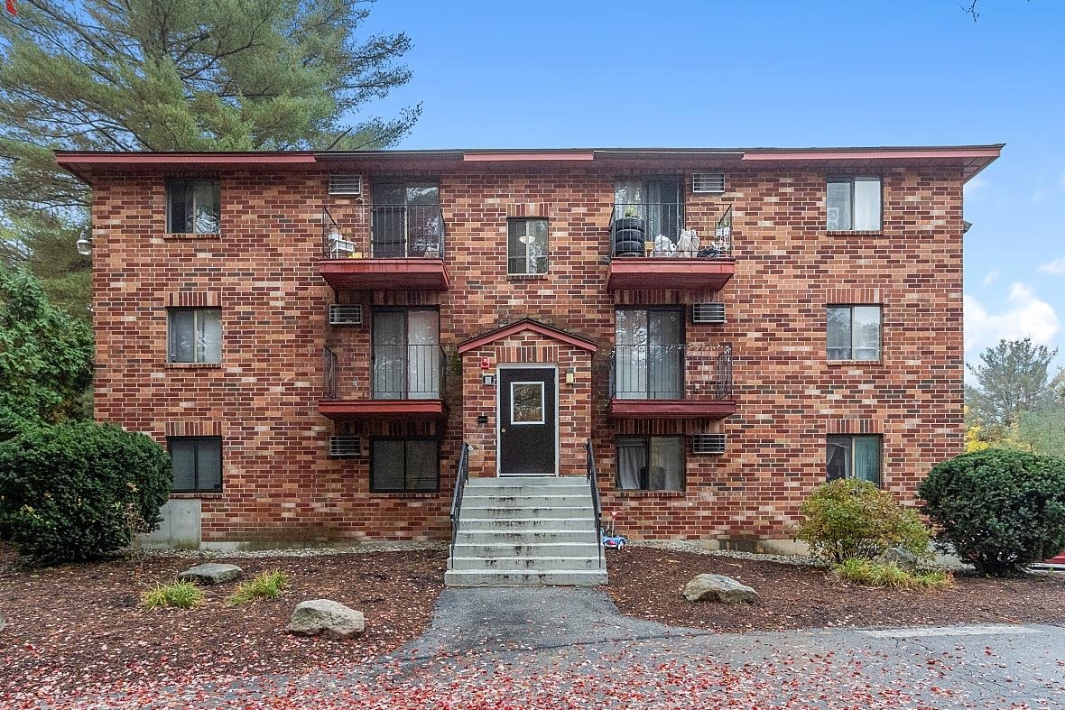 1265 Bodwell Road, Unit 5 Manchester, NH 03109 - Photo 1 of 13