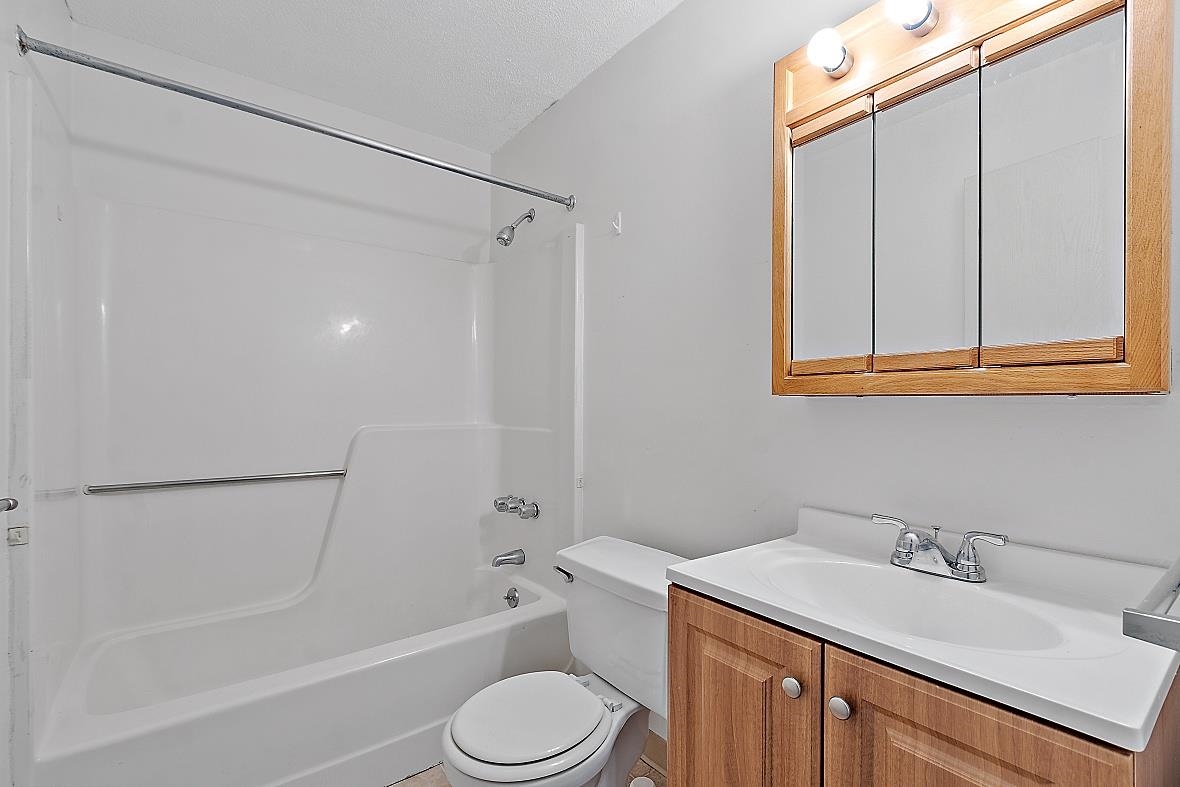1265 Bodwell Road, Unit 5 Manchester, NH 03109 - Photo 7 of 13