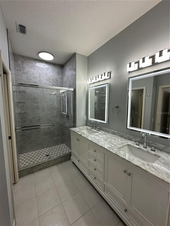 2900 West Azeele Street, Unit H Tampa, FL 33609 - Photo 14 of 34