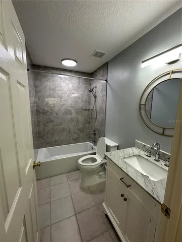 $525,000 | 2900 West Azeele Street, Unit H, Tampa, FL 33609