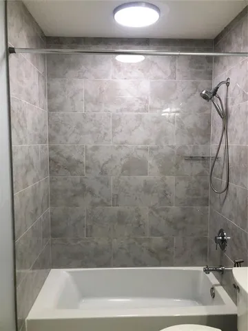 $525,000 | 2900 West Azeele Street, Unit H, Tampa, FL 33609