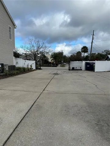 $525,000 | 2900 West Azeele Street, Unit H, Tampa, FL 33609