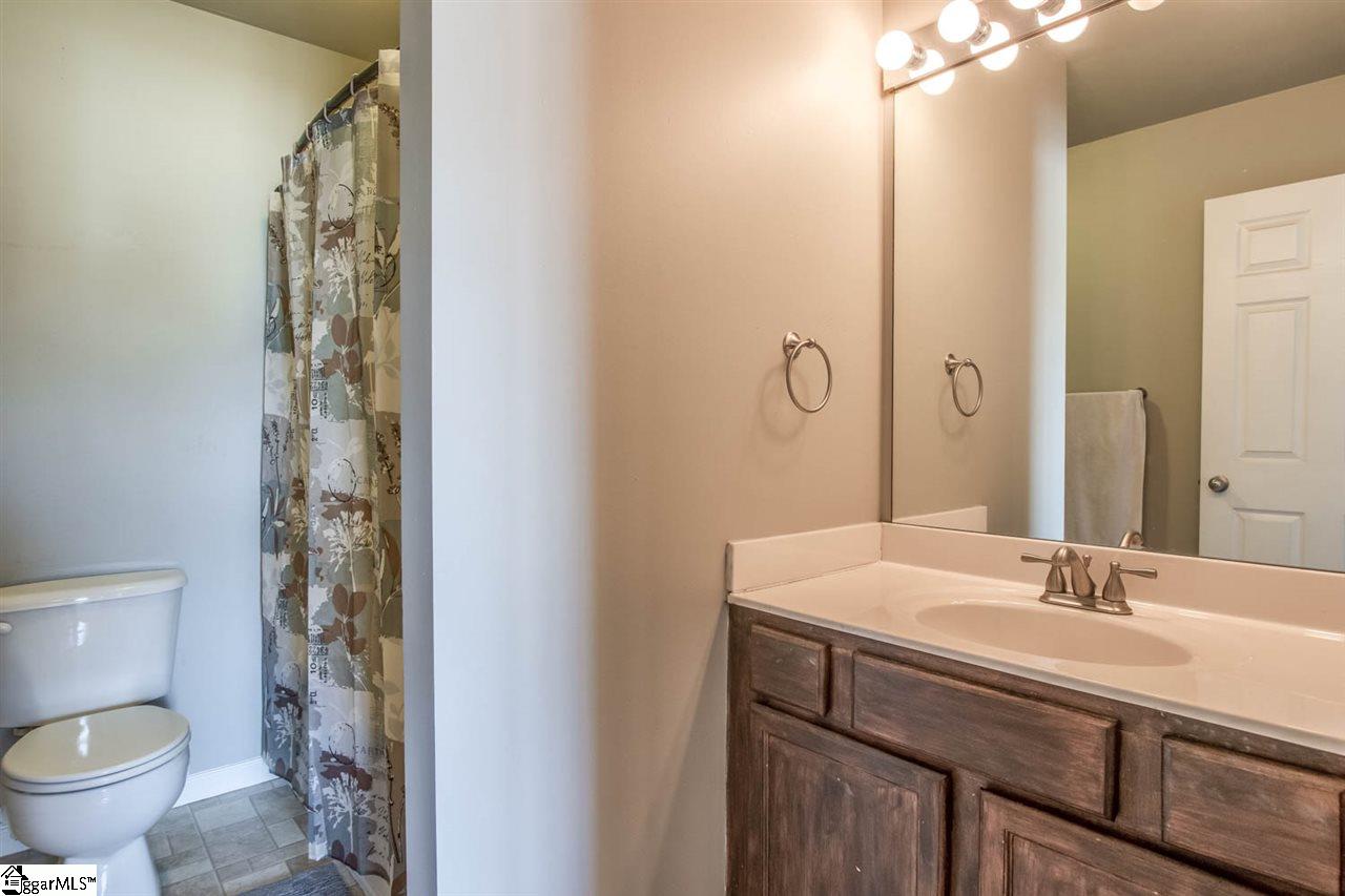 103 Robin Ridge Circle Piedmont, SC 29673 - Photo 14 of 25 Gallery Image 14