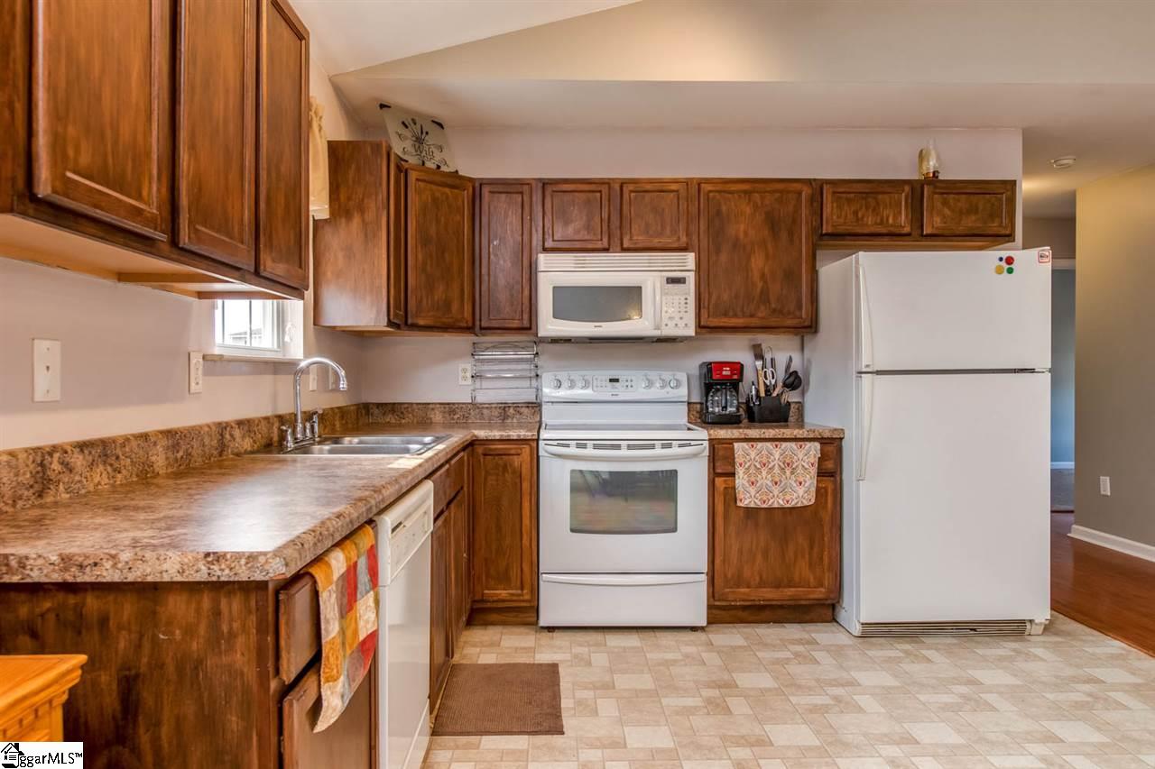 103 Robin Ridge Circle Piedmont, SC 29673 - Photo 10 of 25 Gallery Image 10