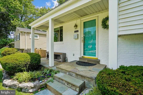 $675,000 | 11111 Lund Place, Kensington, MD 20895
