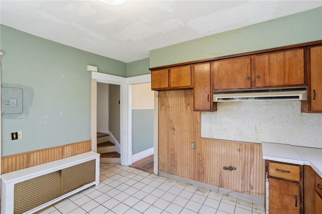 25 Talbot Manor Cranston, RI 02905 - Photo 14 of 42