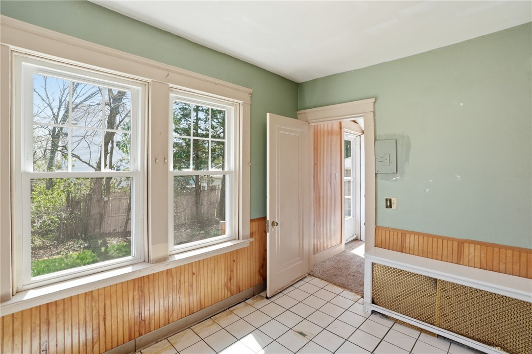 25 Talbot Manor Cranston, RI 02905 - Photo 17 of 42