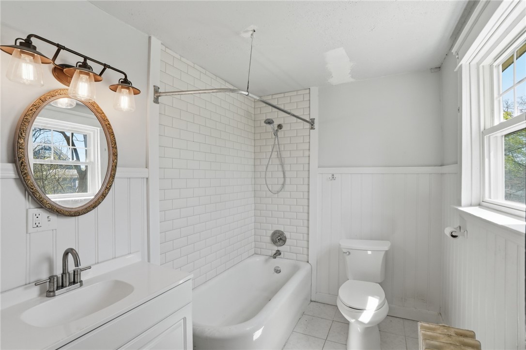 25 Talbot Manor Cranston, RI 02905 - Photo 20 of 42