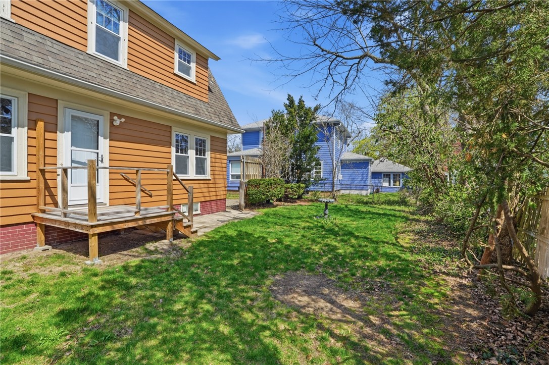 25 Talbot Manor Cranston, RI 02905 - Photo 35 of 42