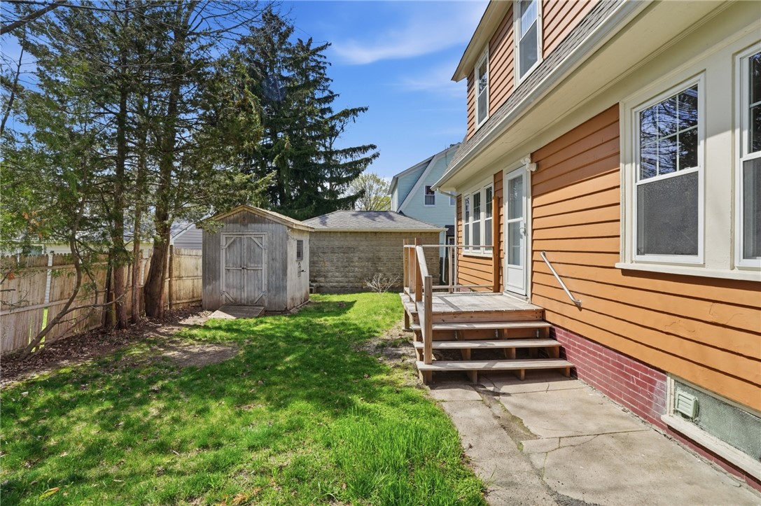 25 Talbot Manor Cranston, RI 02905 - Photo 38 of 42