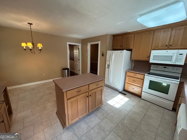 $285,000 | 104 Spring Valley Drive, LaGrange, GA 30240