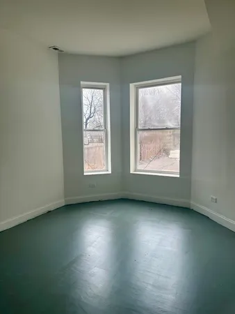 $575,000 | 4035-37 West Harrison Street, Chicago, IL 60624