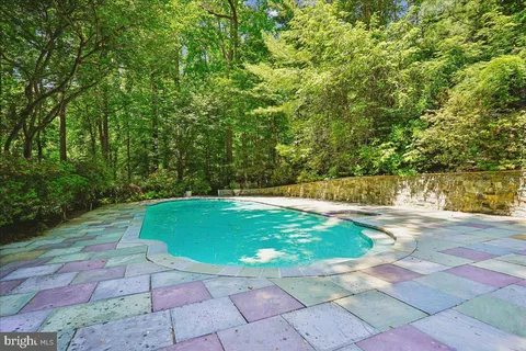 $2,500,000 | 9100 Aldershot Drive, Bethesda, MD 20817