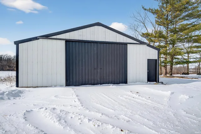 $359,900 | 9810 County Road 400 South, Upland, IN 46989