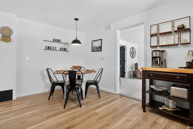 $359,900 | 9810 County Road 400 South, Upland, IN 46989