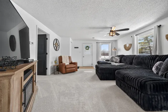 $359,900 | 9810 County Road 400 South, Upland, IN 46989