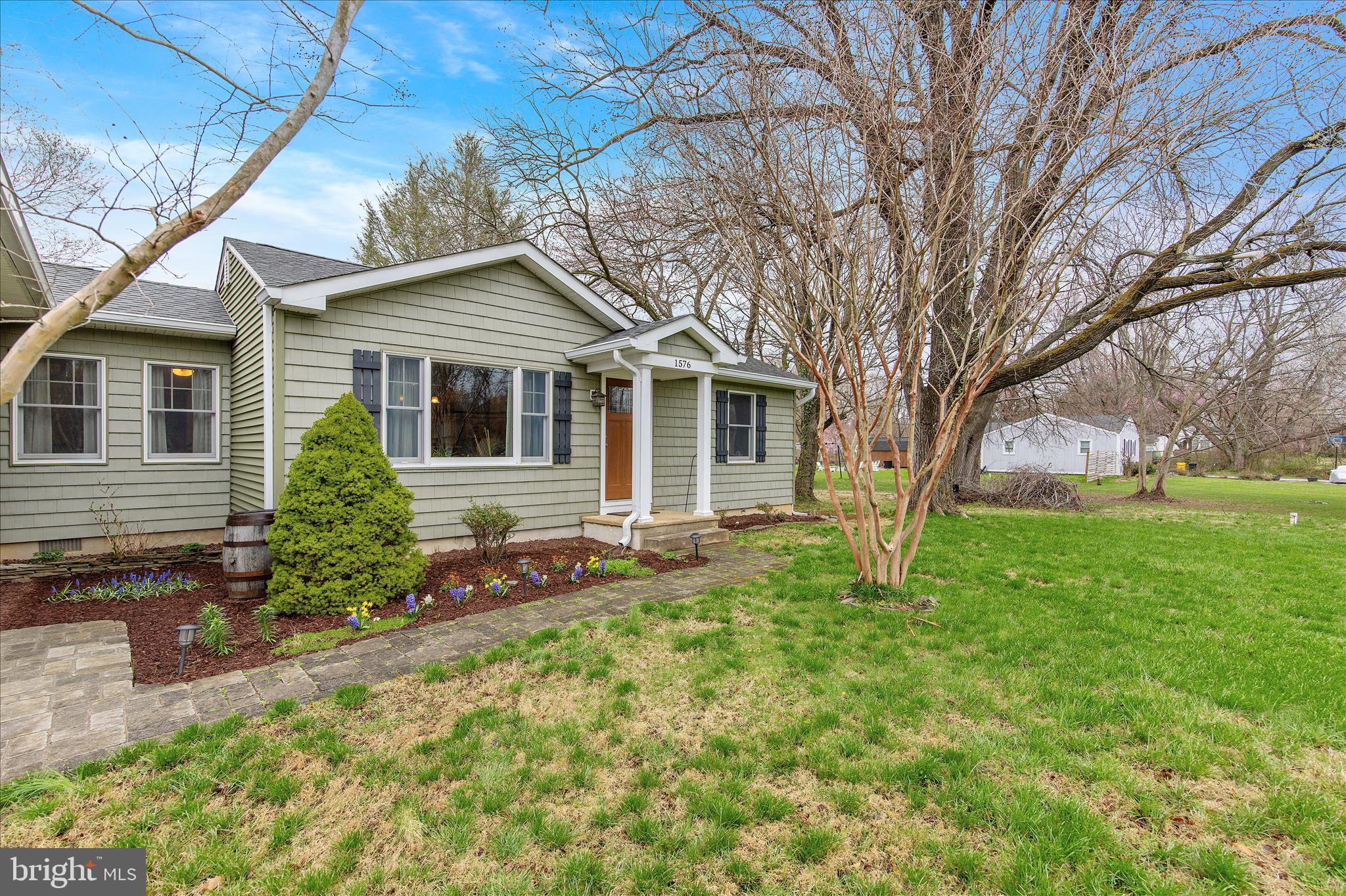 1576 St Margarets Road Annapolis, MD 21409 - Photo 4 of 44