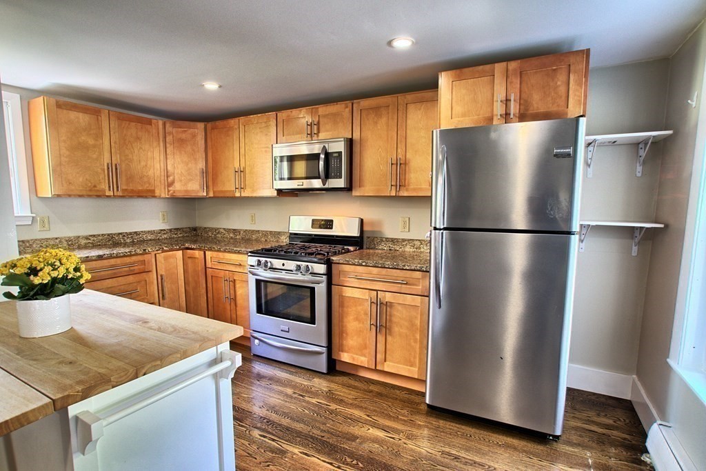 34 Beacon Street Boston, MA 02136 - Photo 7 of 29