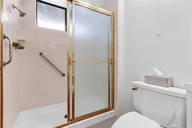 $689,000 | 21821 Burbank Boulevard, Unit 145, Woodland Hills, CA 91367