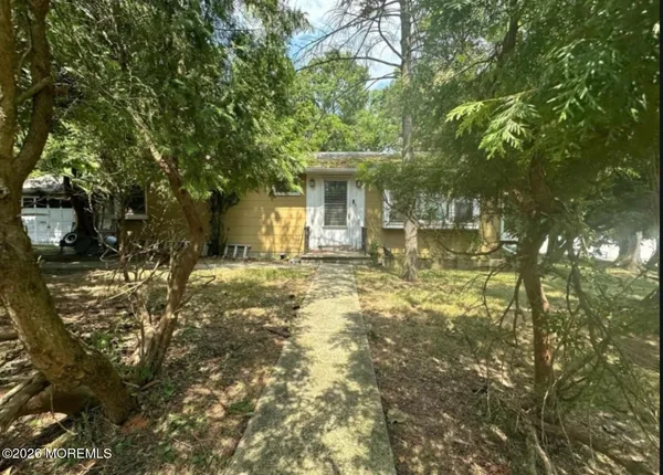 $279,000 | 420 Bellwood Avenue, Asbury, NJ 08802