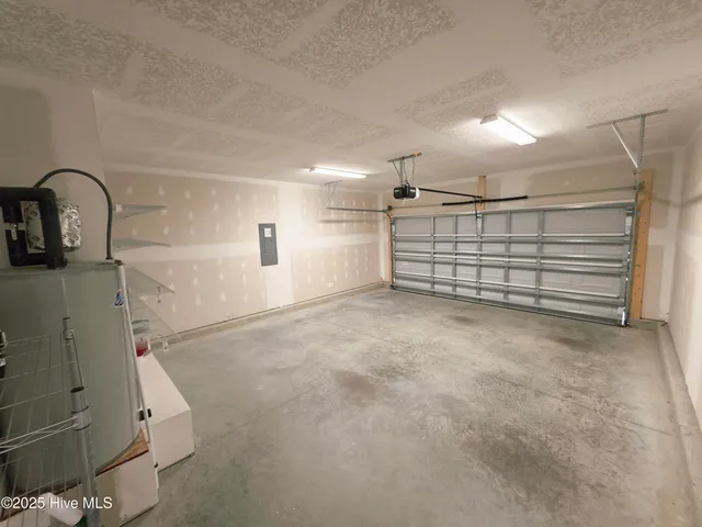 $1,975 | 1106 Carteret Mnr Drive, Jacksonville, NC 28546