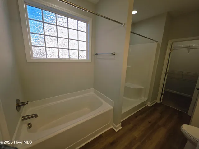 $1,975 | 1106 Carteret Mnr Drive, Jacksonville, NC 28546