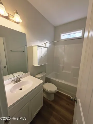 $1,975 | 1106 Carteret Mnr Drive, Jacksonville, NC 28546