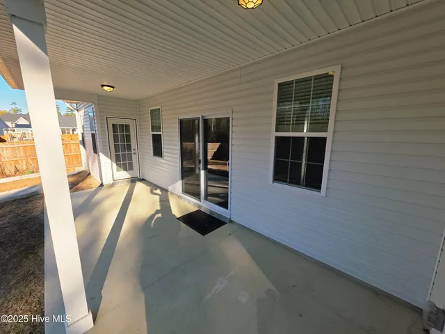 $1,975 | 1106 Carteret Mnr Drive, Jacksonville, NC 28546