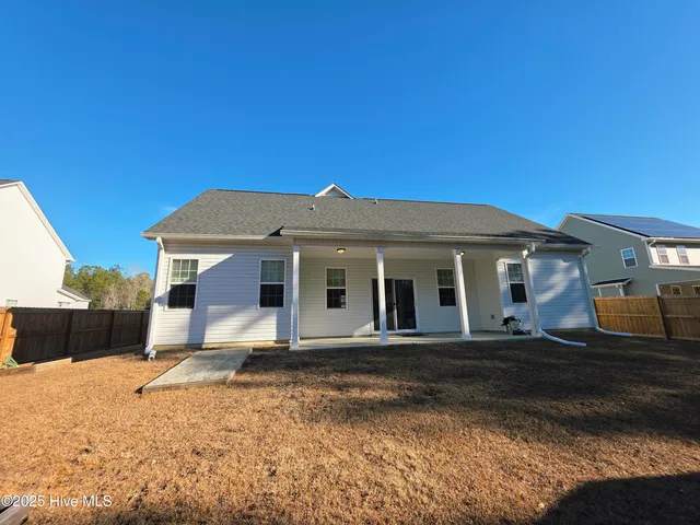 $1,975 | 1106 Carteret Mnr Drive, Jacksonville, NC 28546