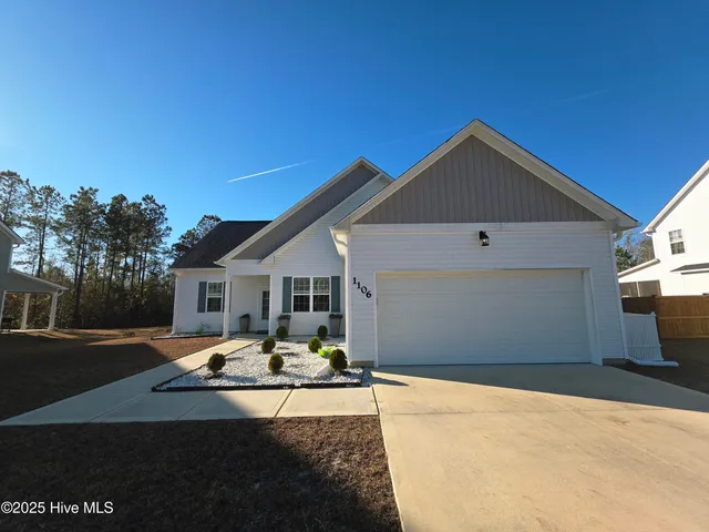 $1,975 | 1106 Carteret Mnr Drive, Jacksonville, NC 28546