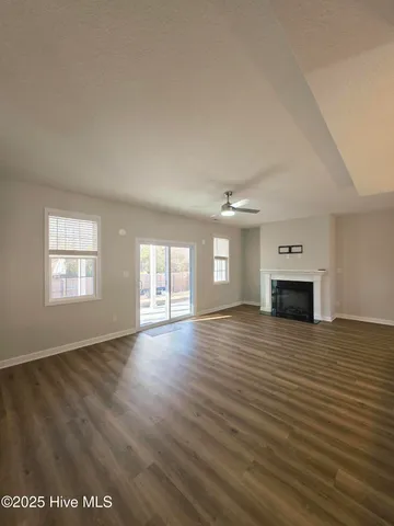 $1,975 | 1106 Carteret Mnr Drive, Jacksonville, NC 28546