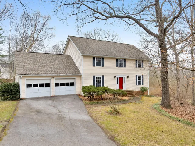 $579,000 | 6 Stacey Circle, Signal Mountain, TN 37377