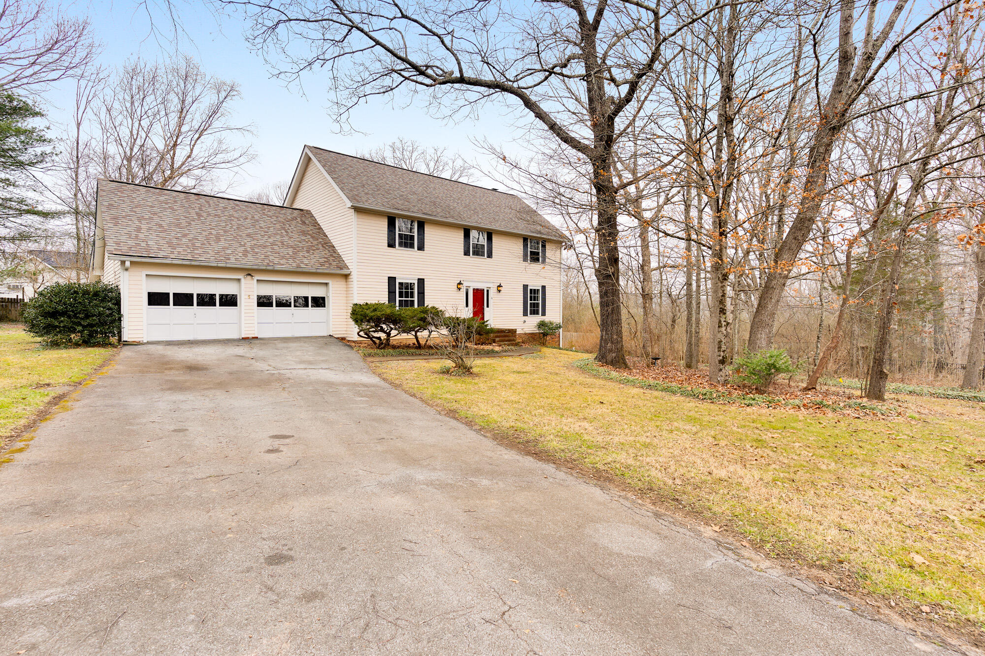 6 Stacey Circle Signal Mountain, TN 37377 - Photo 3 of 46 6-Stacey-Cir-MLS-Photos-9