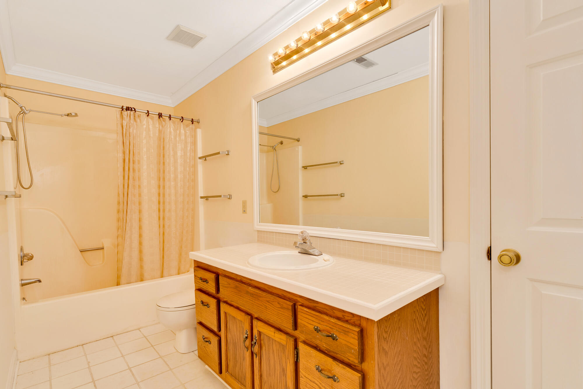 6 Stacey Circle Signal Mountain, TN 37377 - Photo 35 of 46 6-Stacey-Cir-MLS-Photos-41