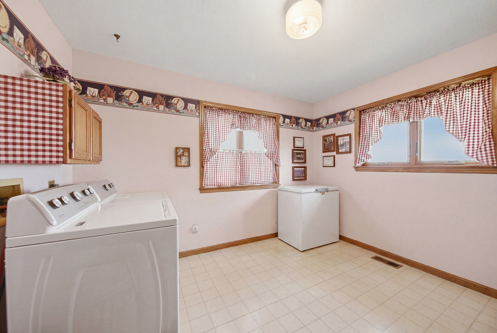 1132 Stony Point Road Dixon, IL 61021 - Photo 25 of 45