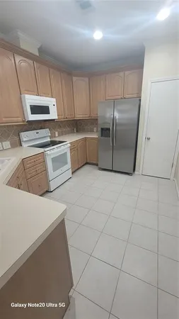 $1,800 | 4927 Marina Palms Drive, Port Richey, FL 34668