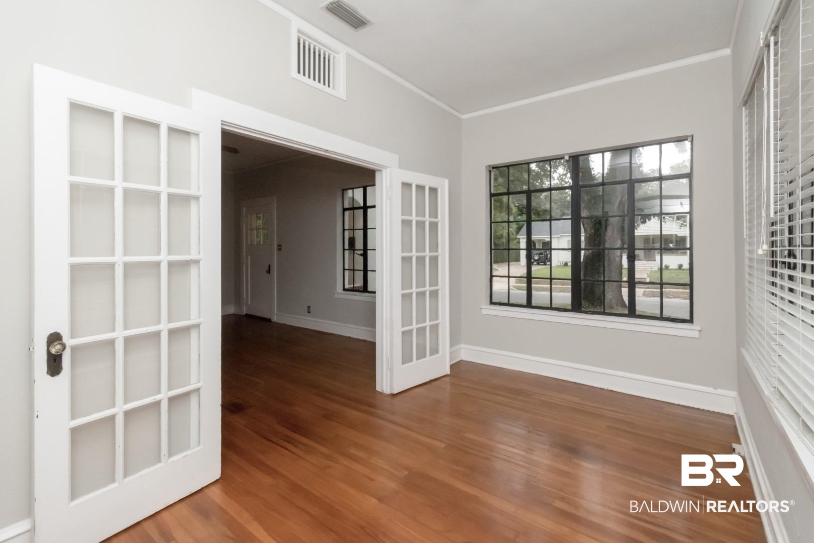 182 South Carlen Street Mobile, AL 36606 - Photo 7 of 17