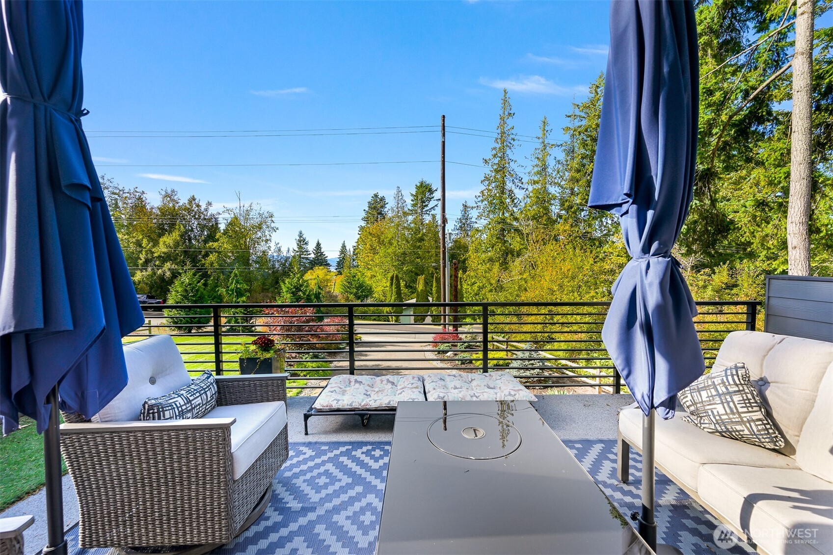 1105 40th Street Bellingham, WA 98229 - Photo 5 of 38