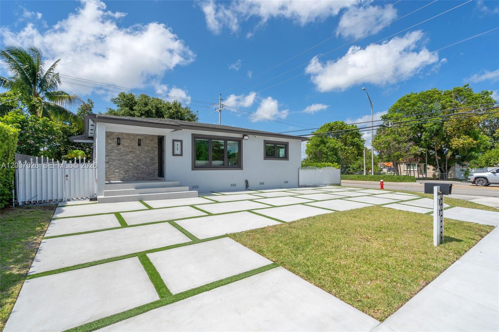 11 West 59th Street Hialeah, FL 33012 - Photo 5 of 38
