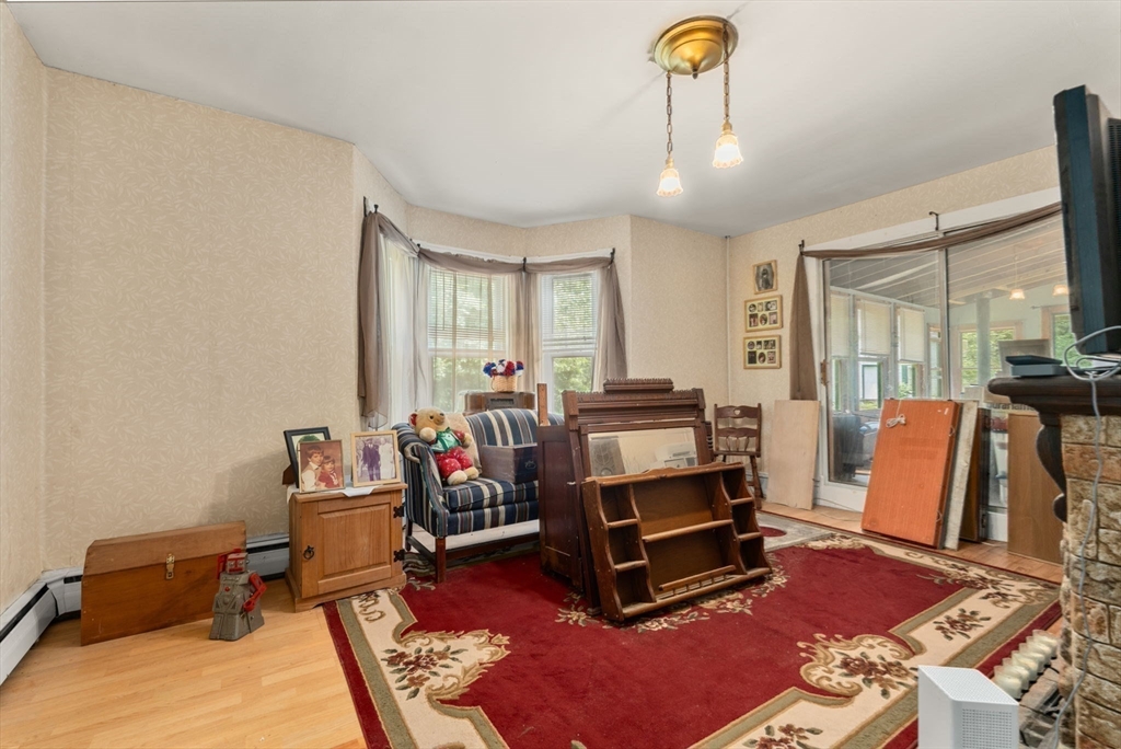 130 Tower Road Lincoln, MA 01773 - Photo 7 of 21 a living room with furniture